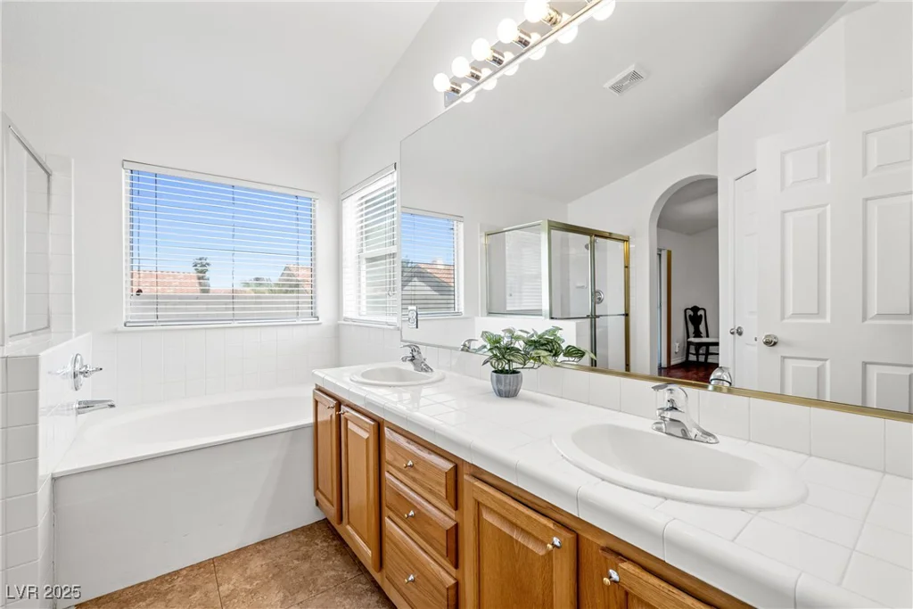 5704 Owl Butte, Las Vegas, NV 89149