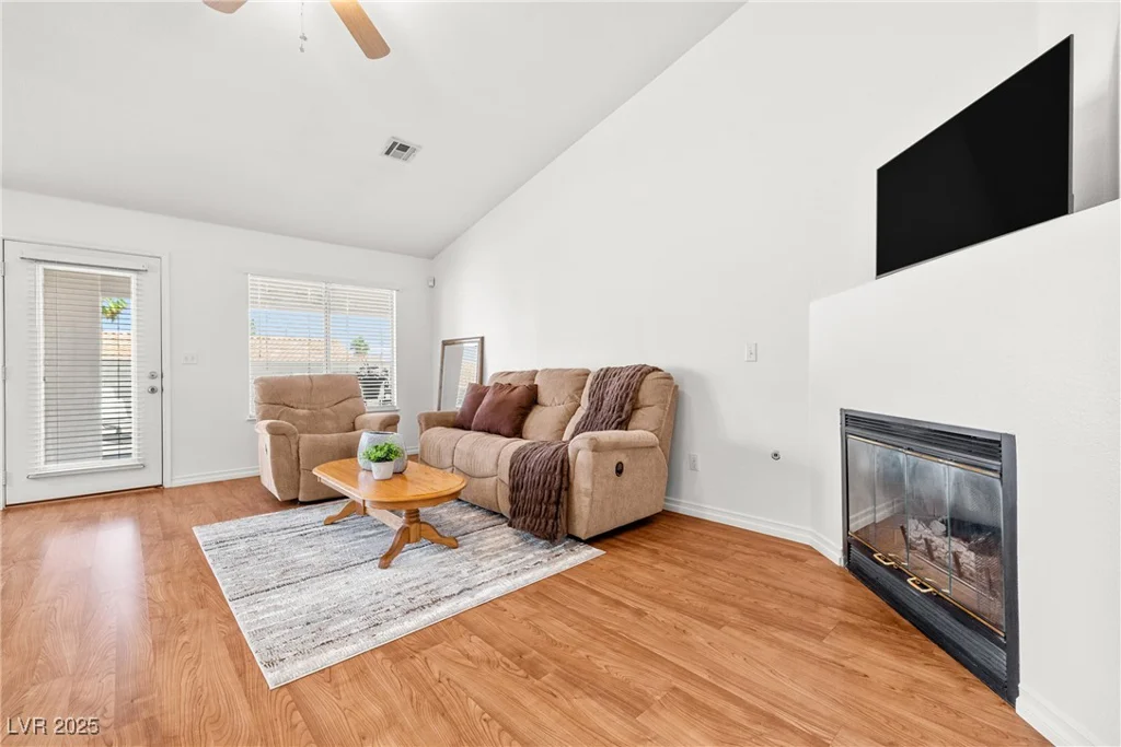 5704 Owl Butte, Las Vegas, NV 89149