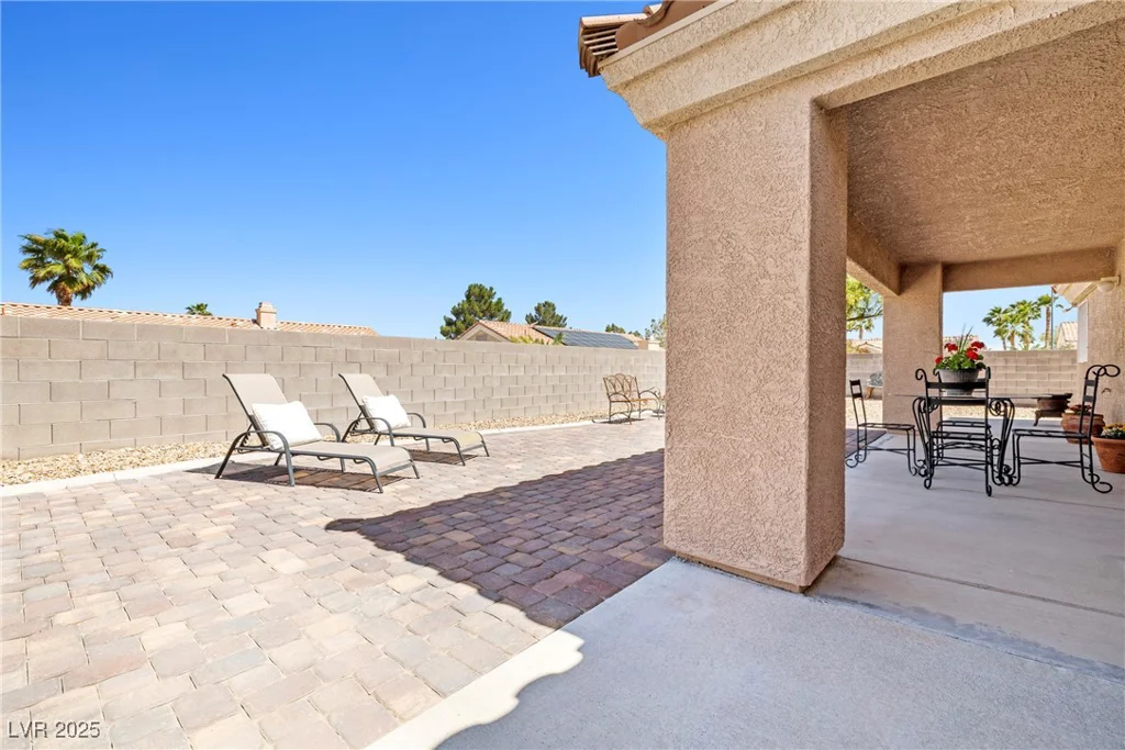 5704 Owl Butte, Las Vegas, NV 89149