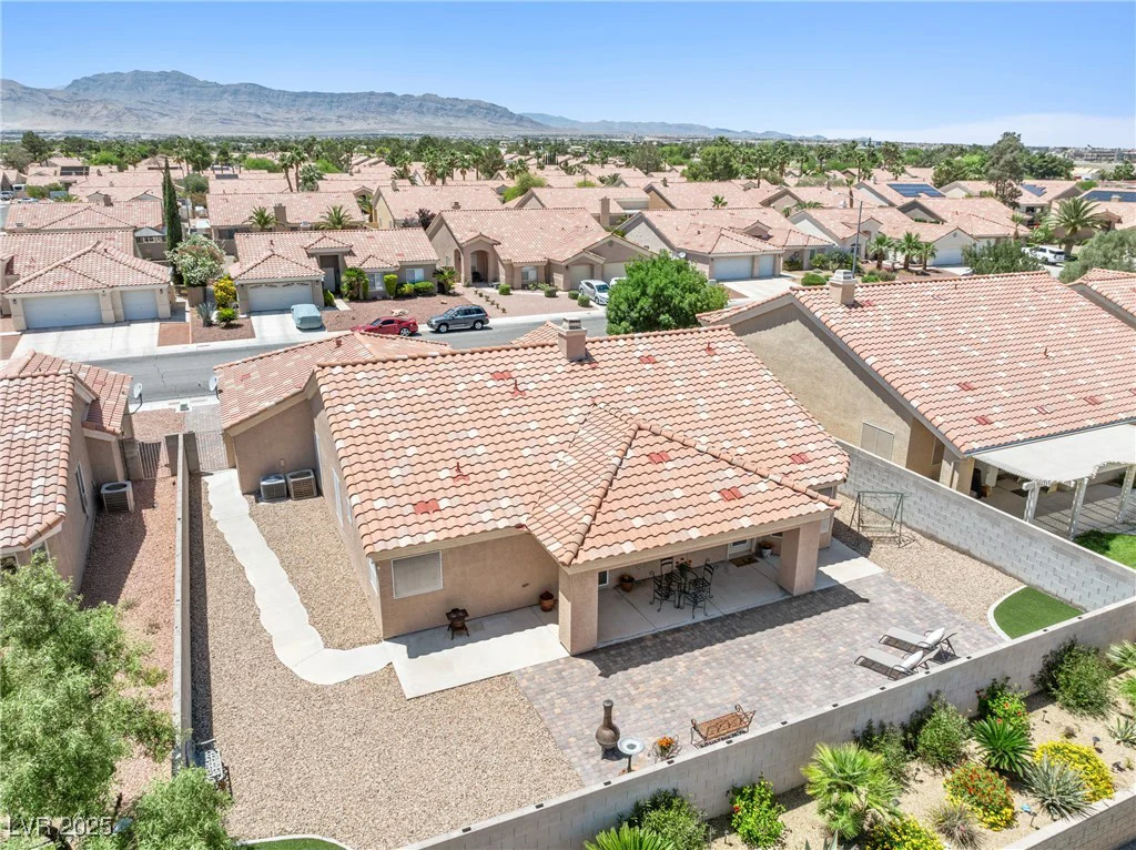5704 Owl Butte, Las Vegas, NV 89149