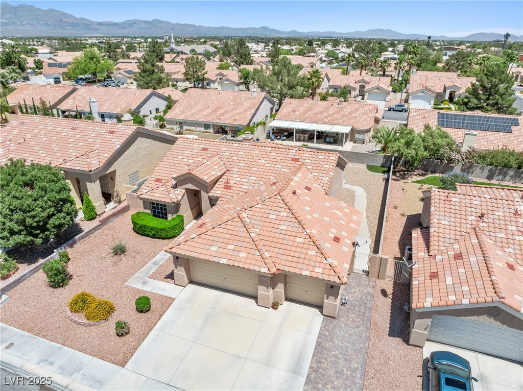 5704 Owl Butte, Las Vegas, NV 89149