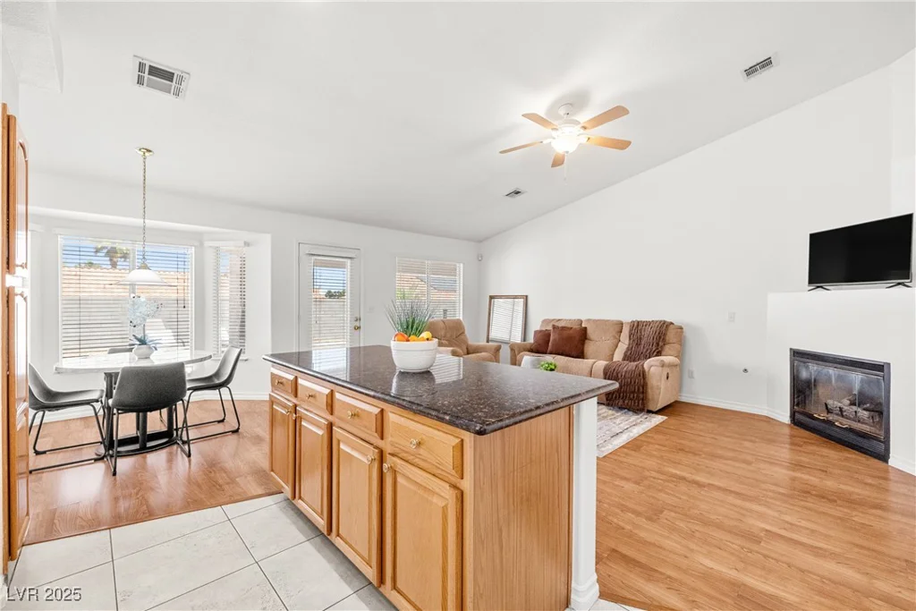 5704 Owl Butte, Las Vegas, NV 89149