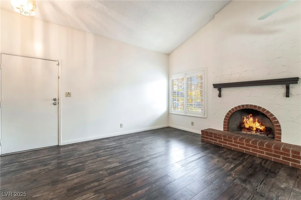 4016 Stormcrest, Las Vegas, NV 89107