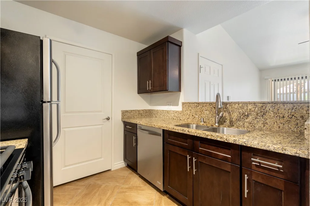 950 Seven Hills, Henderson, NV 89052