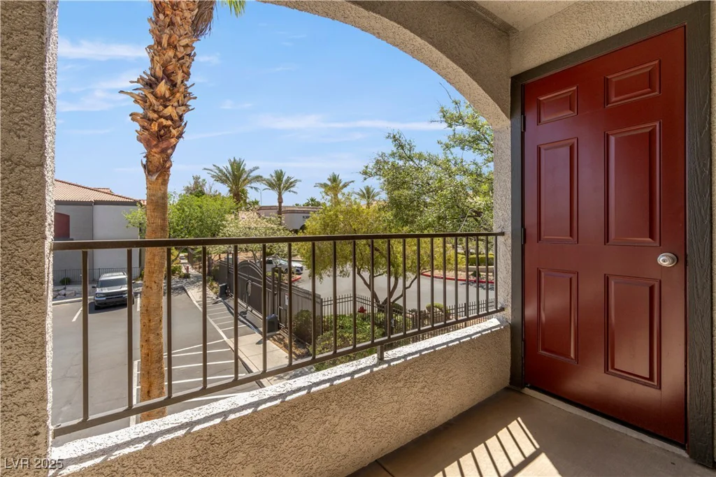 950 Seven Hills, Henderson, NV 89052