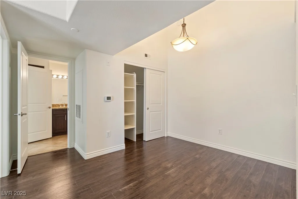 950 Seven Hills, Henderson, NV 89052