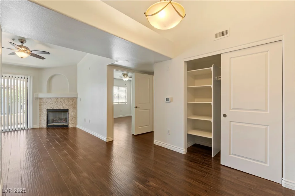 950 Seven Hills, Henderson, NV 89052
