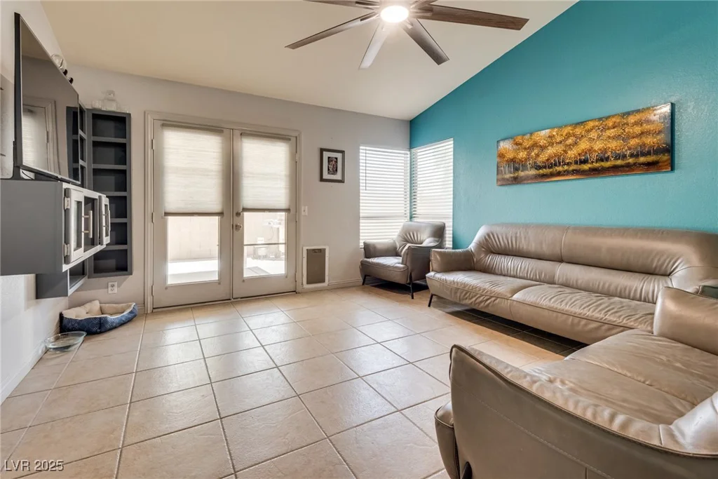 5116 Blue Onion, North Las Vegas, NV 89031