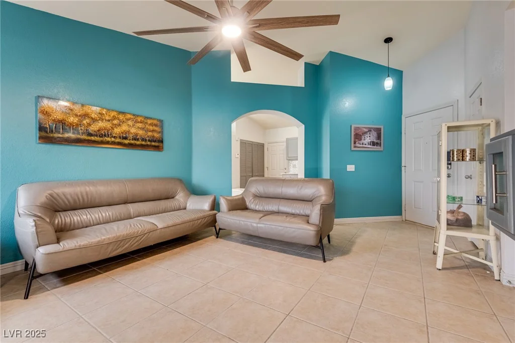 5116 Blue Onion, North Las Vegas, NV 89031