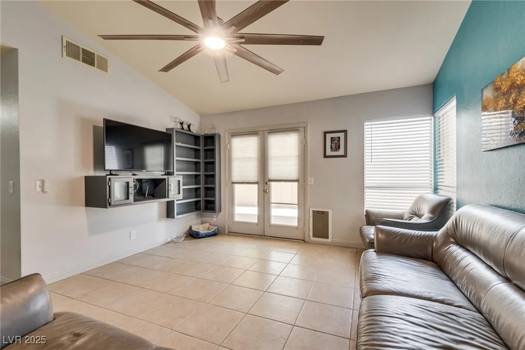 5116 Blue Onion, North Las Vegas, NV 89031