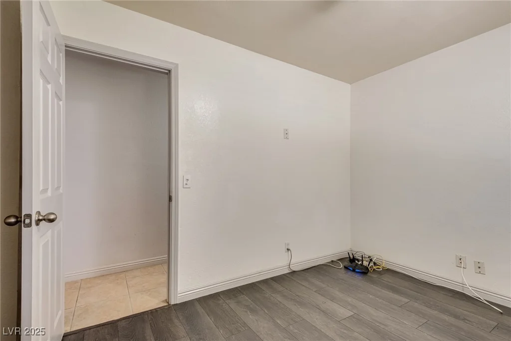 5116 Blue Onion, North Las Vegas, NV 89031