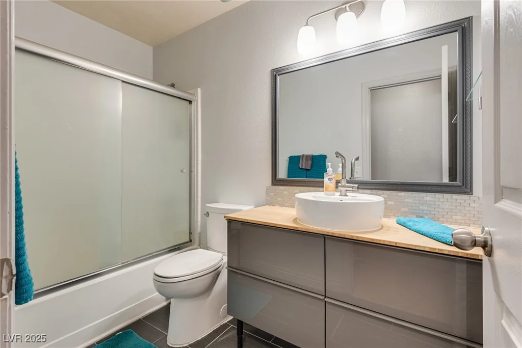 5116 Blue Onion, North Las Vegas, NV 89031