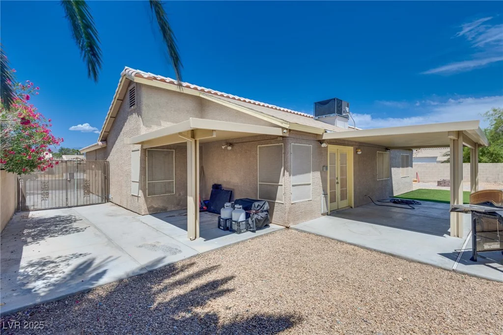 5116 Blue Onion, North Las Vegas, NV 89031