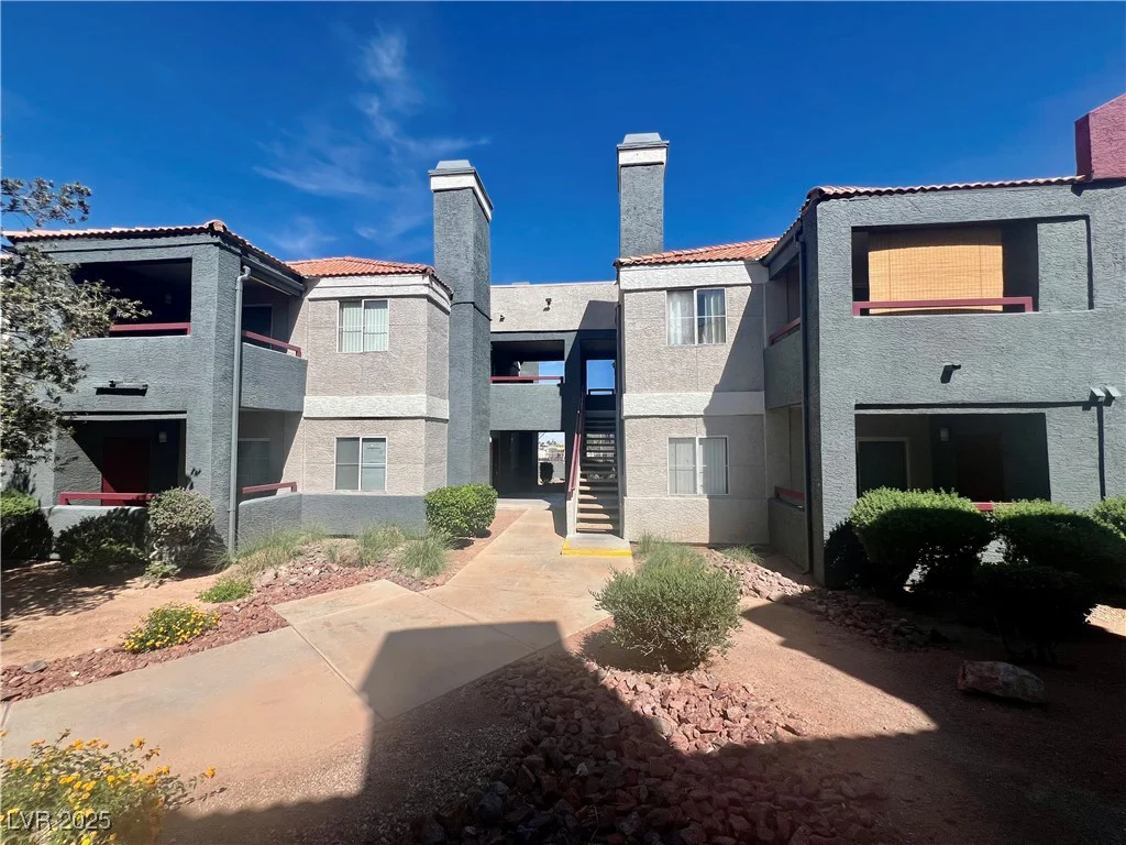 8600 Charleston, Las Vegas, NV 89117