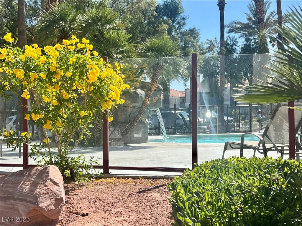 8600 Charleston, Las Vegas, NV 89117