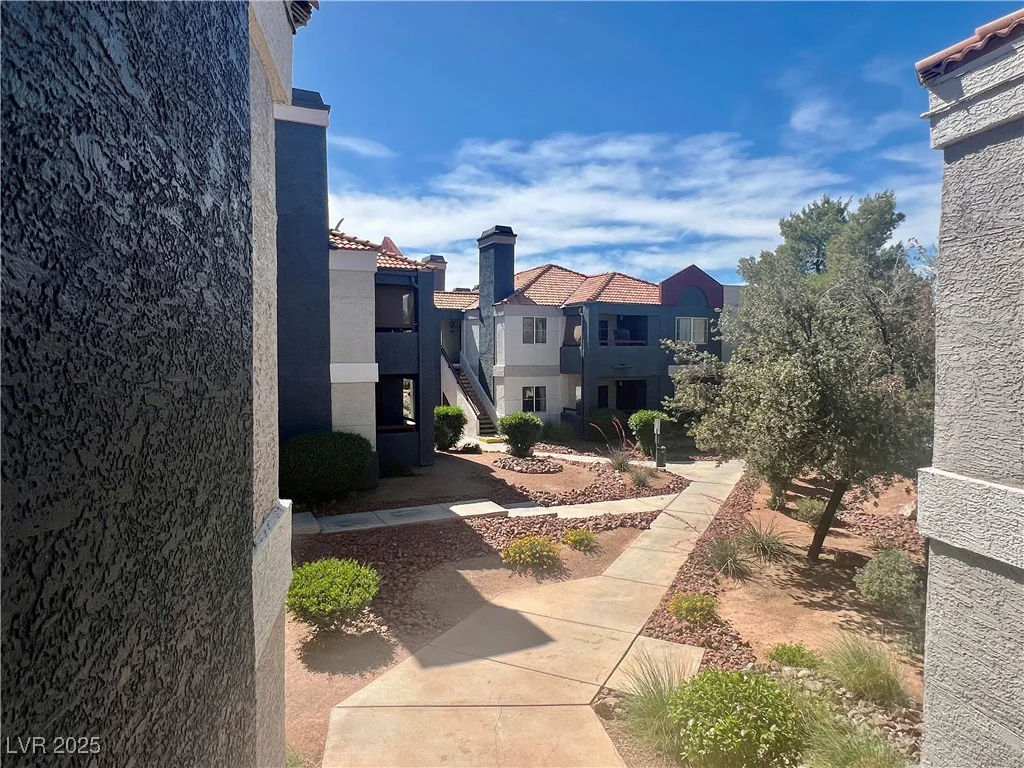 8600 Charleston, Las Vegas, NV 89117