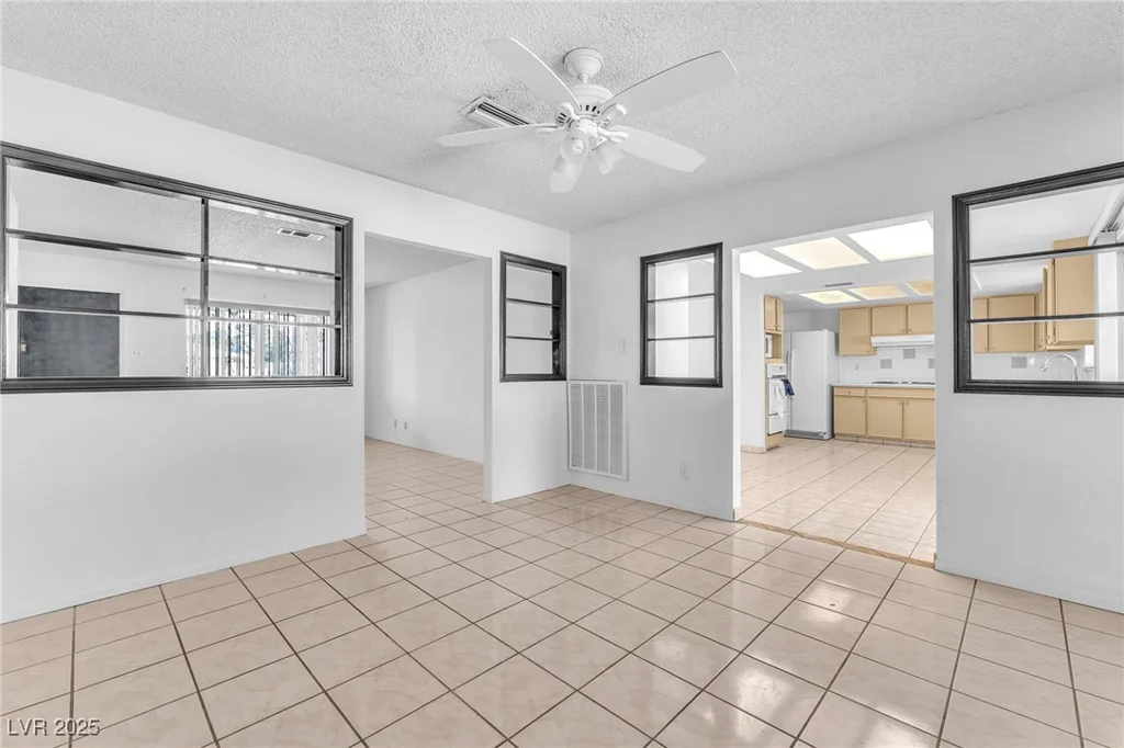 4386 El Cebra, Las Vegas, NV 89121