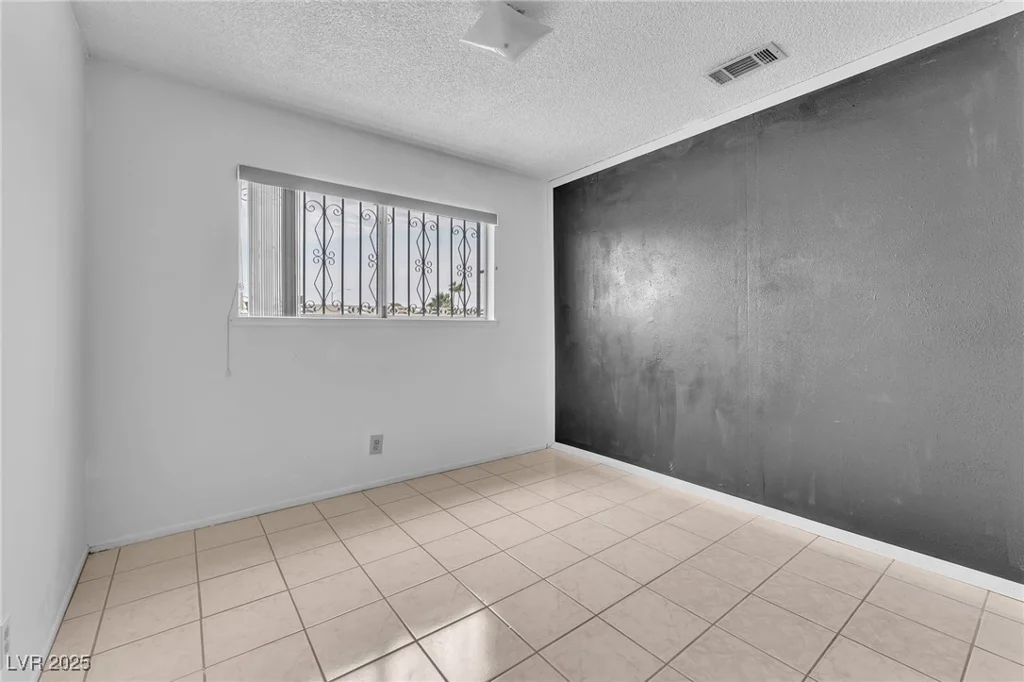 4386 El Cebra, Las Vegas, NV 89121