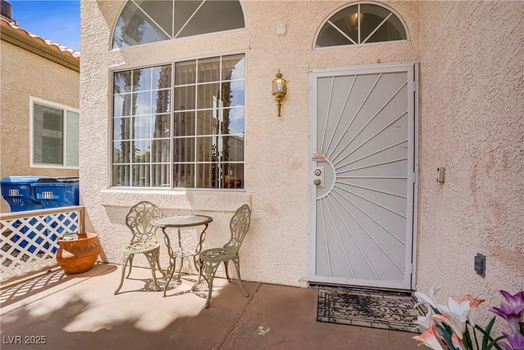 8116 Kokoma, Las Vegas, NV 89128
