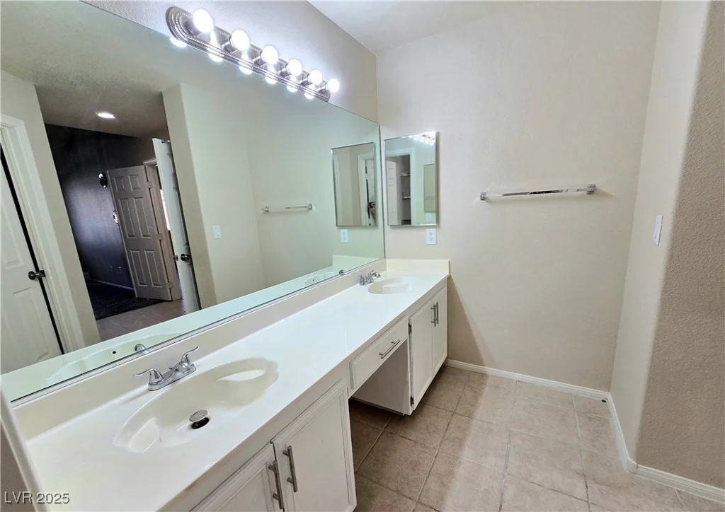 2035 Warm Springs, Las Vegas, NV 89119
