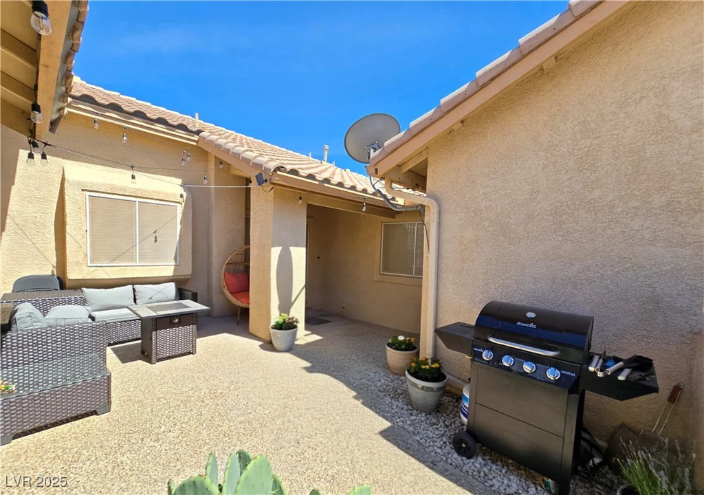 2035 Warm Springs, Las Vegas, NV 89119