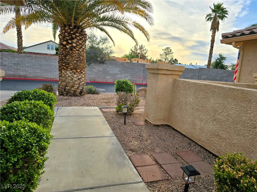 2035 Warm Springs, Las Vegas, NV 89119