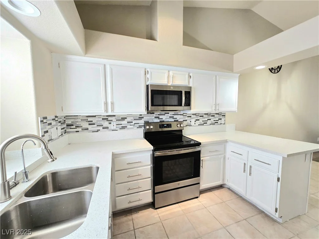 2035 Warm Springs, Las Vegas, NV 89119