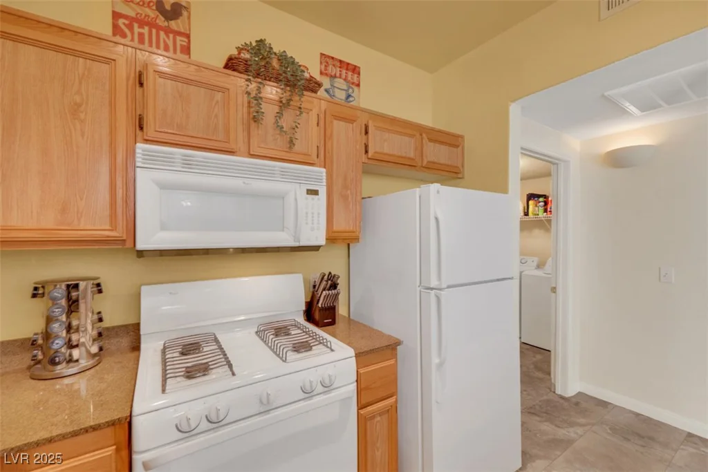 10001 Peace, Las Vegas, NV 89147