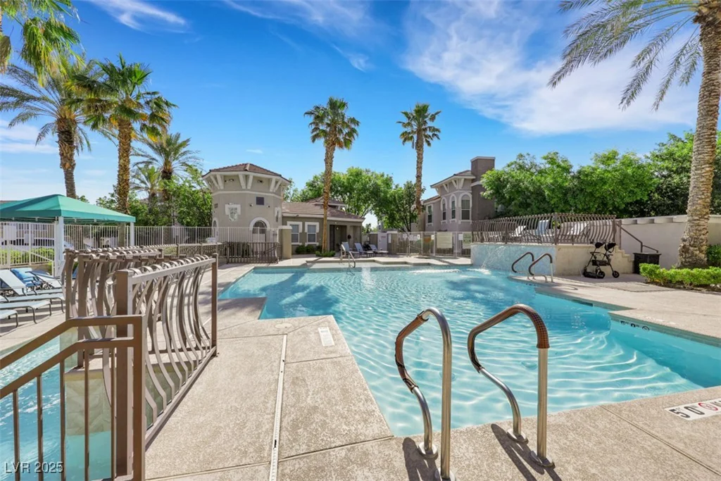 10001 Peace, Las Vegas, NV 89147