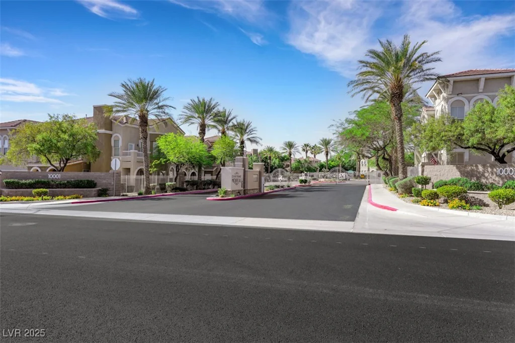 10001 Peace, Las Vegas, NV 89147