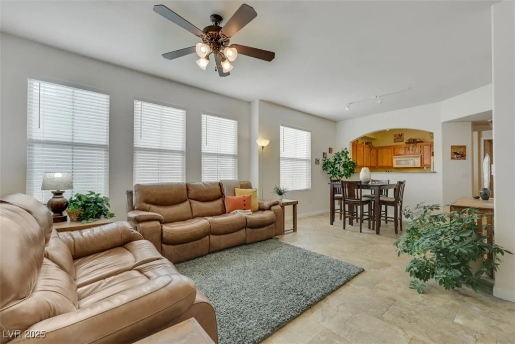 10001 Peace, Las Vegas, NV 89147