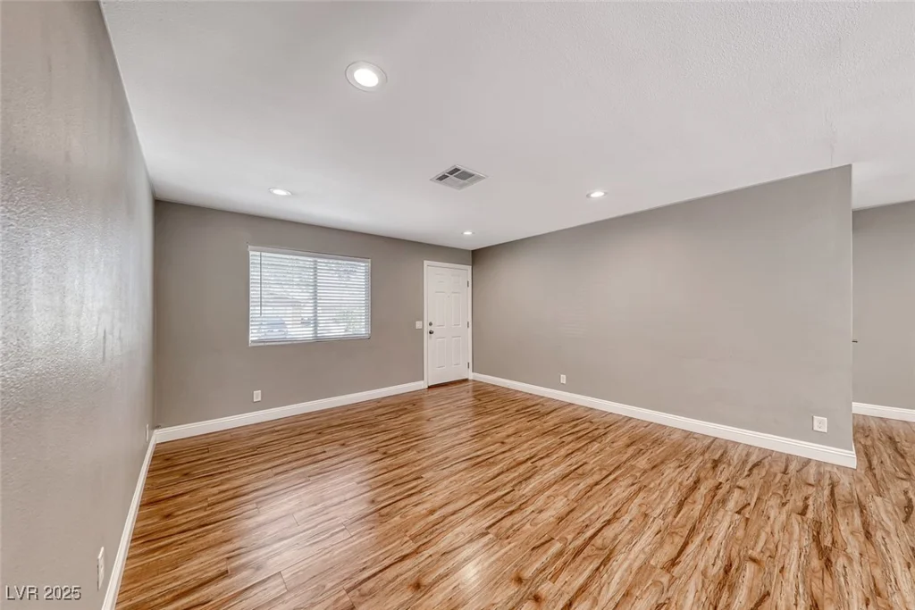 5257 Sunbury, Las Vegas, NV 89122