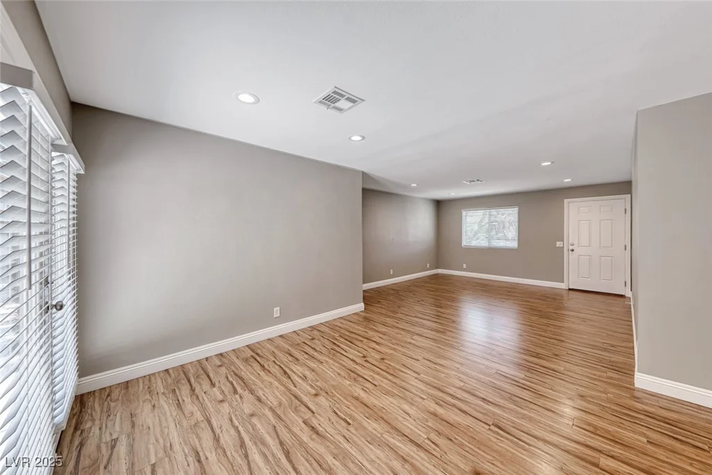 5257 Sunbury, Las Vegas, NV 89122