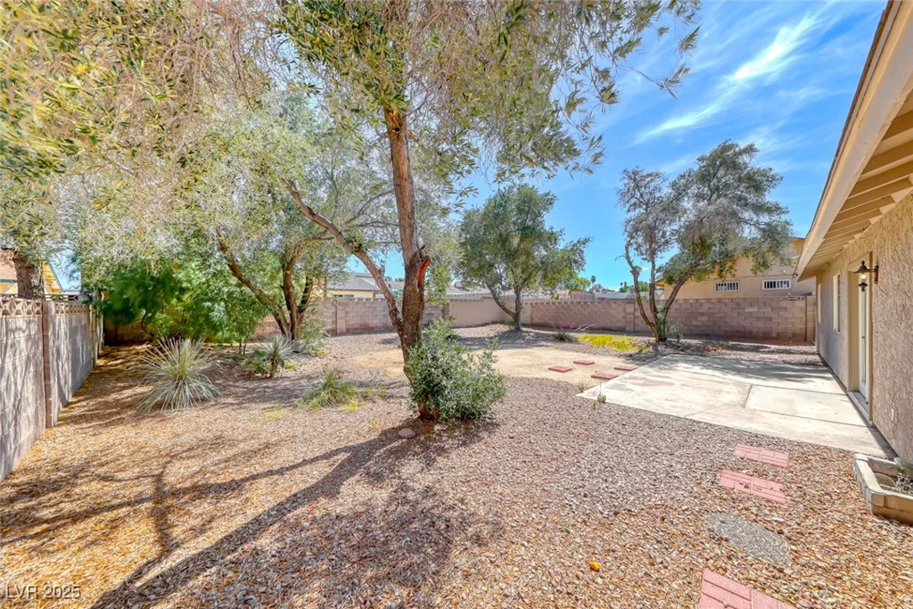 5257 Sunbury, Las Vegas, NV 89122