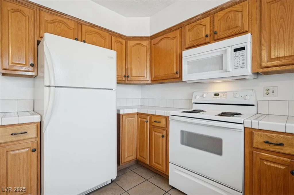 460 Crestway, Henderson, NV 89015