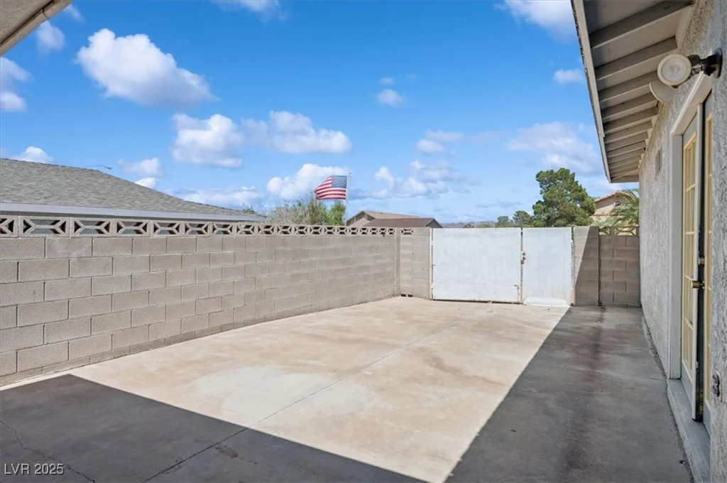 460 Crestway, Henderson, NV 89015