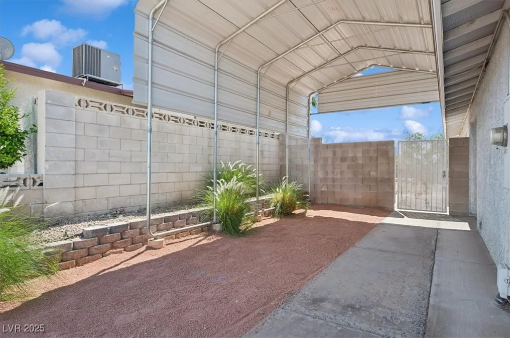 460 Crestway, Henderson, NV 89015