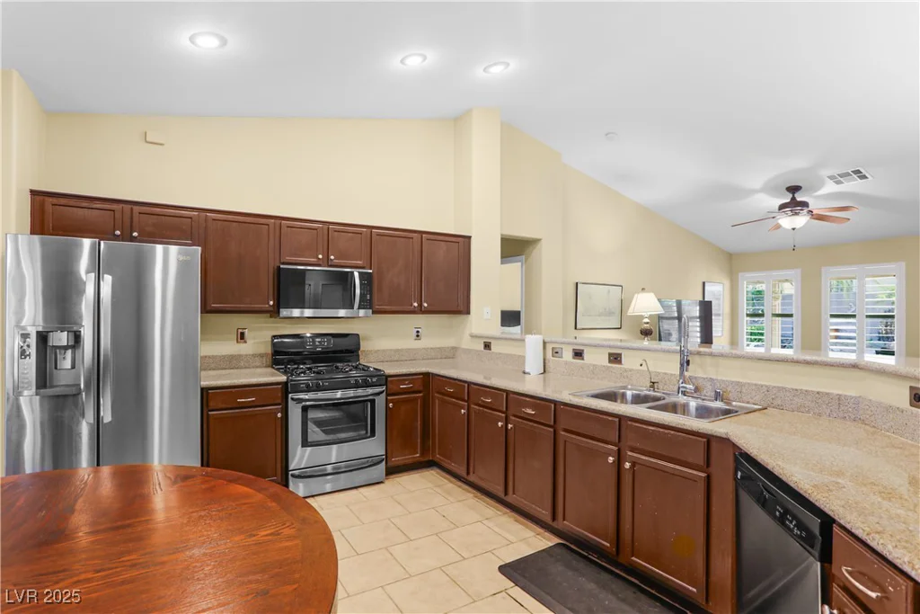 8928 Rusty Rifle, Las Vegas, NV 89143