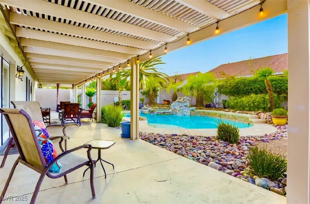 8928 Rusty Rifle, Las Vegas, NV 89143