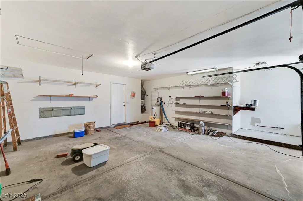 5016 Jacarilla, North Las Vegas, NV 89031
