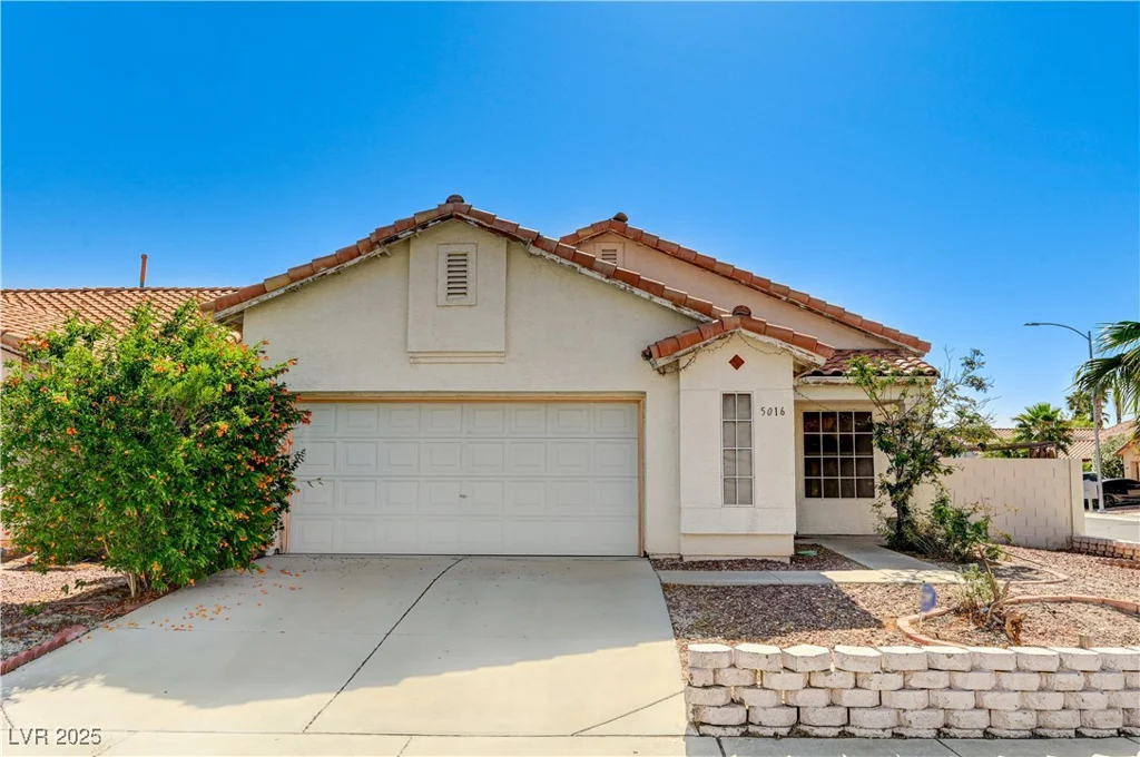 5016 Jacarilla, North Las Vegas, NV 89031