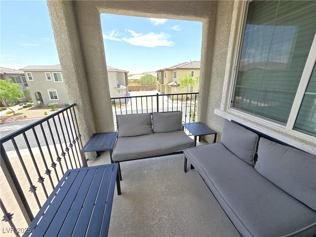 8534 Insignia, Las Vegas, NV 89178