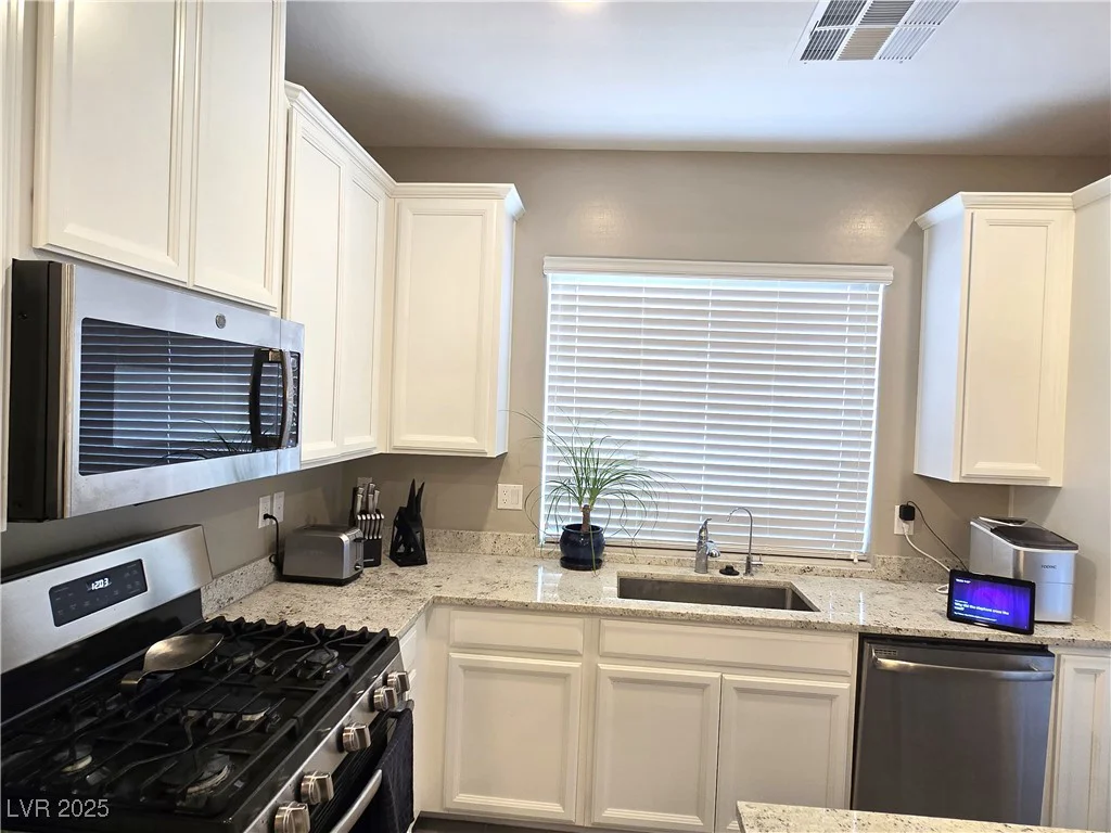 8534 Insignia, Las Vegas, NV 89178
