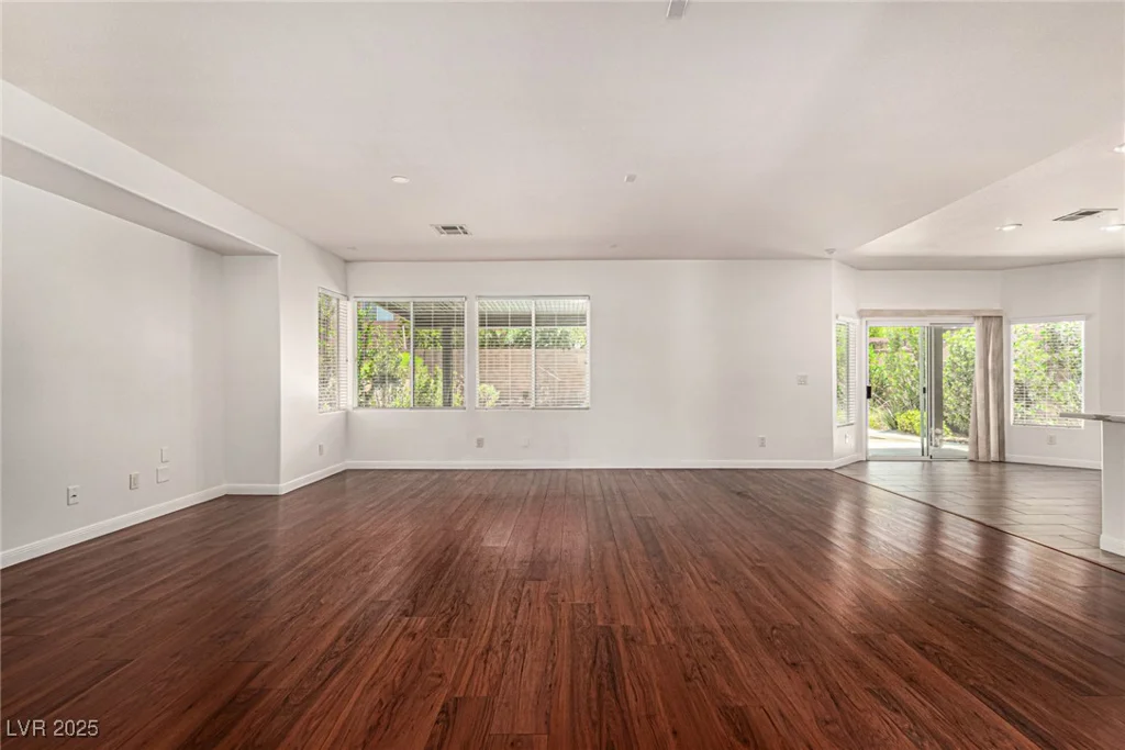 9173 Weeping Hollow, Las Vegas, NV 89178