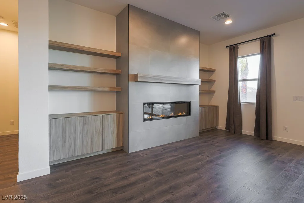 6110 Pebble Glen, Las Vegas, NV 89149