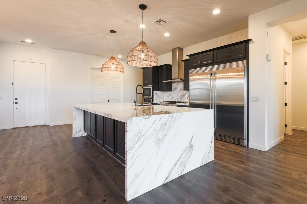 6110 Pebble Glen, Las Vegas, NV 89149