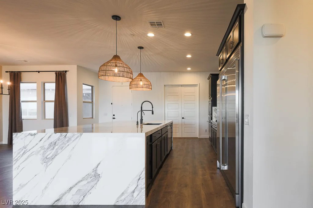 6110 Pebble Glen, Las Vegas, NV 89149