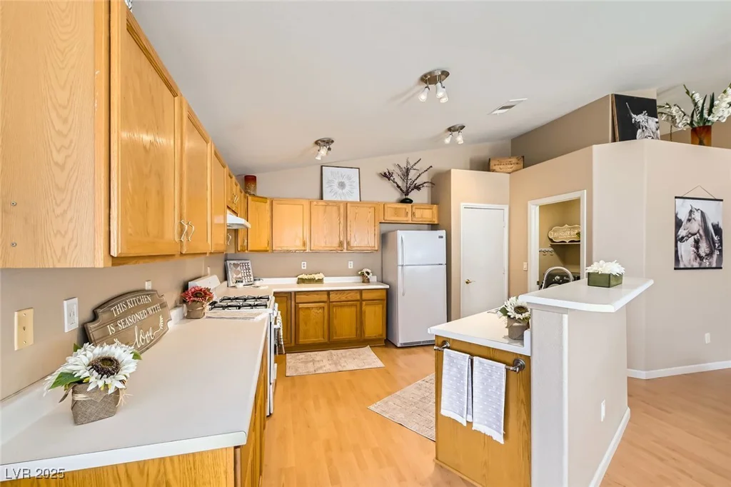 3539 Barrel Bronco, North Las Vegas, NV 89032
