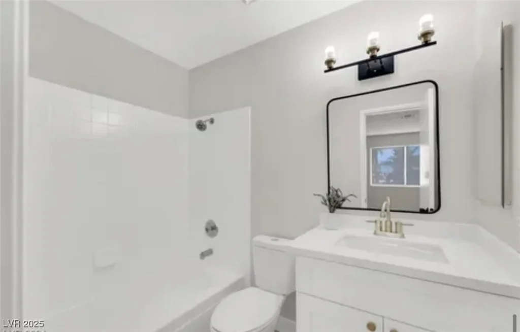 2480 Old Forge, Las Vegas, NV 89121