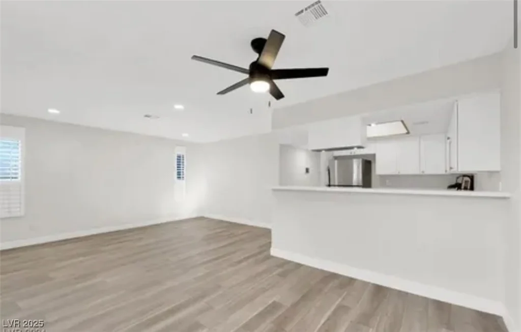 2480 Old Forge, Las Vegas, NV 89121